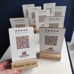 Tischaufsteller mit QR Code